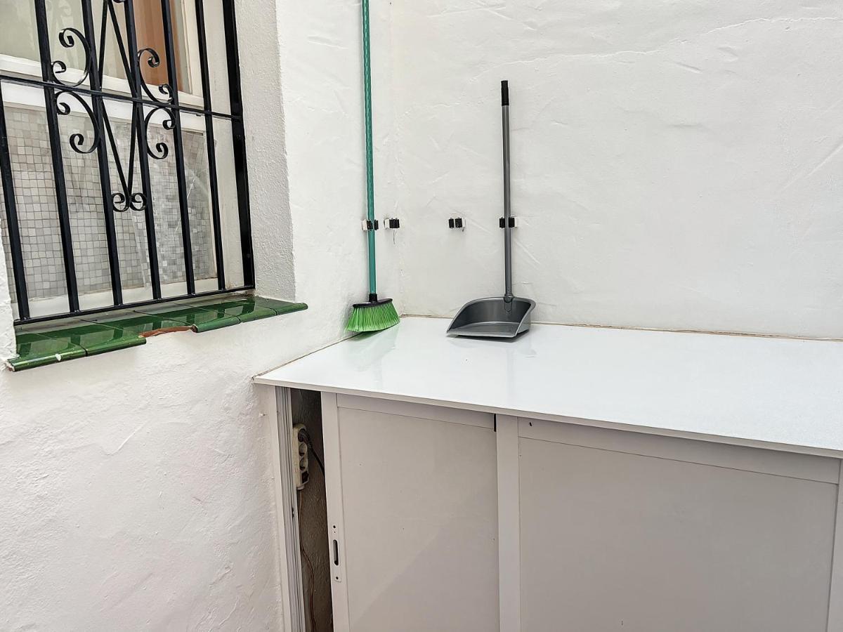 Agradable Adosado Con Piscina La Hidalga Villa Benalmadena Ngoại thất bức ảnh