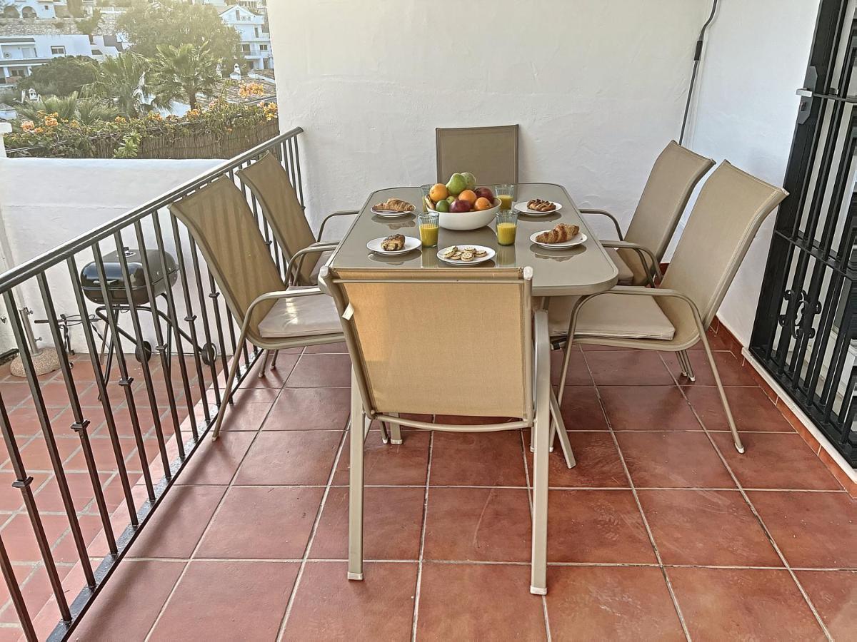 Agradable Adosado Con Piscina La Hidalga Villa Benalmadena Ngoại thất bức ảnh