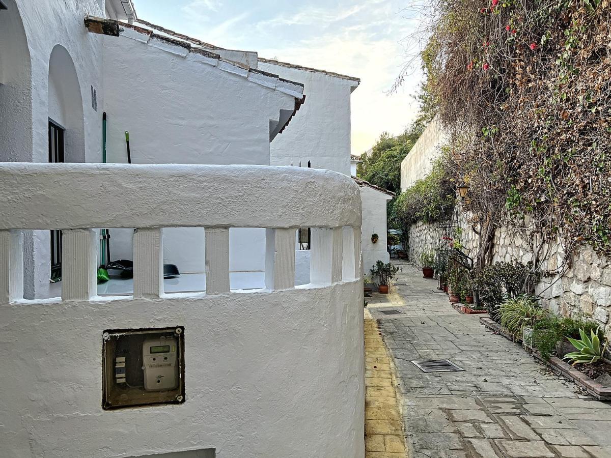 Agradable Adosado Con Piscina La Hidalga Villa Benalmadena Ngoại thất bức ảnh