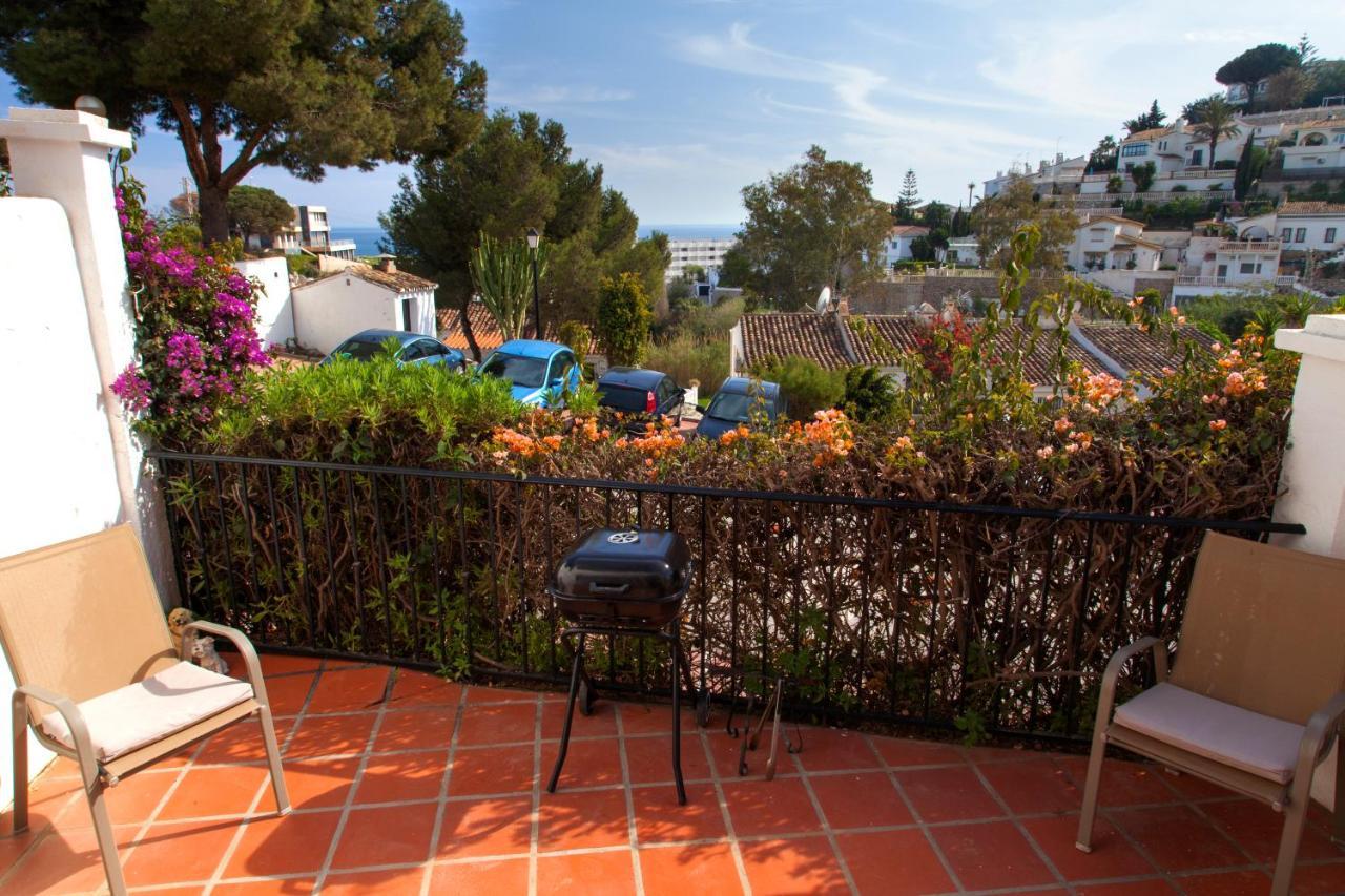 Agradable Adosado Con Piscina La Hidalga Villa Benalmadena Ngoại thất bức ảnh