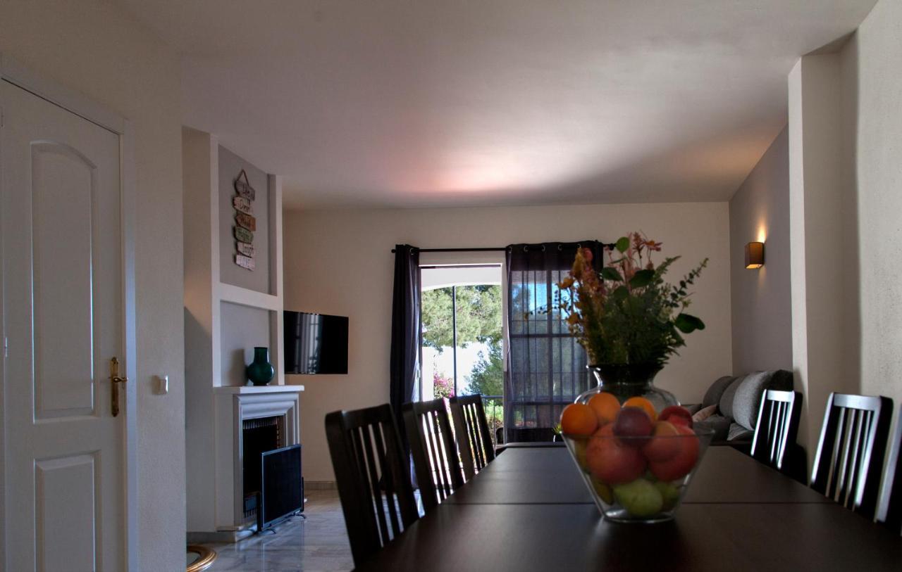 Agradable Adosado Con Piscina La Hidalga Villa Benalmadena Ngoại thất bức ảnh