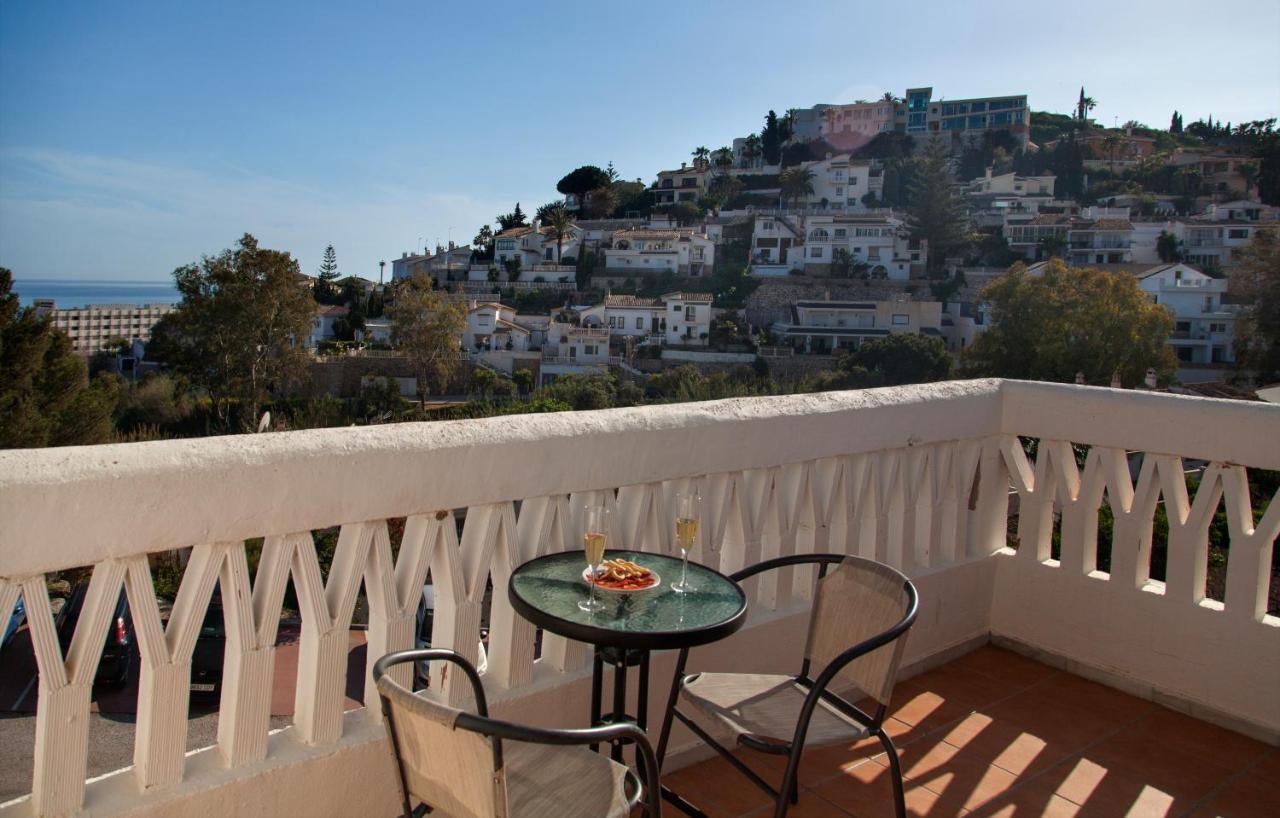 Agradable Adosado Con Piscina La Hidalga Villa Benalmadena Ngoại thất bức ảnh