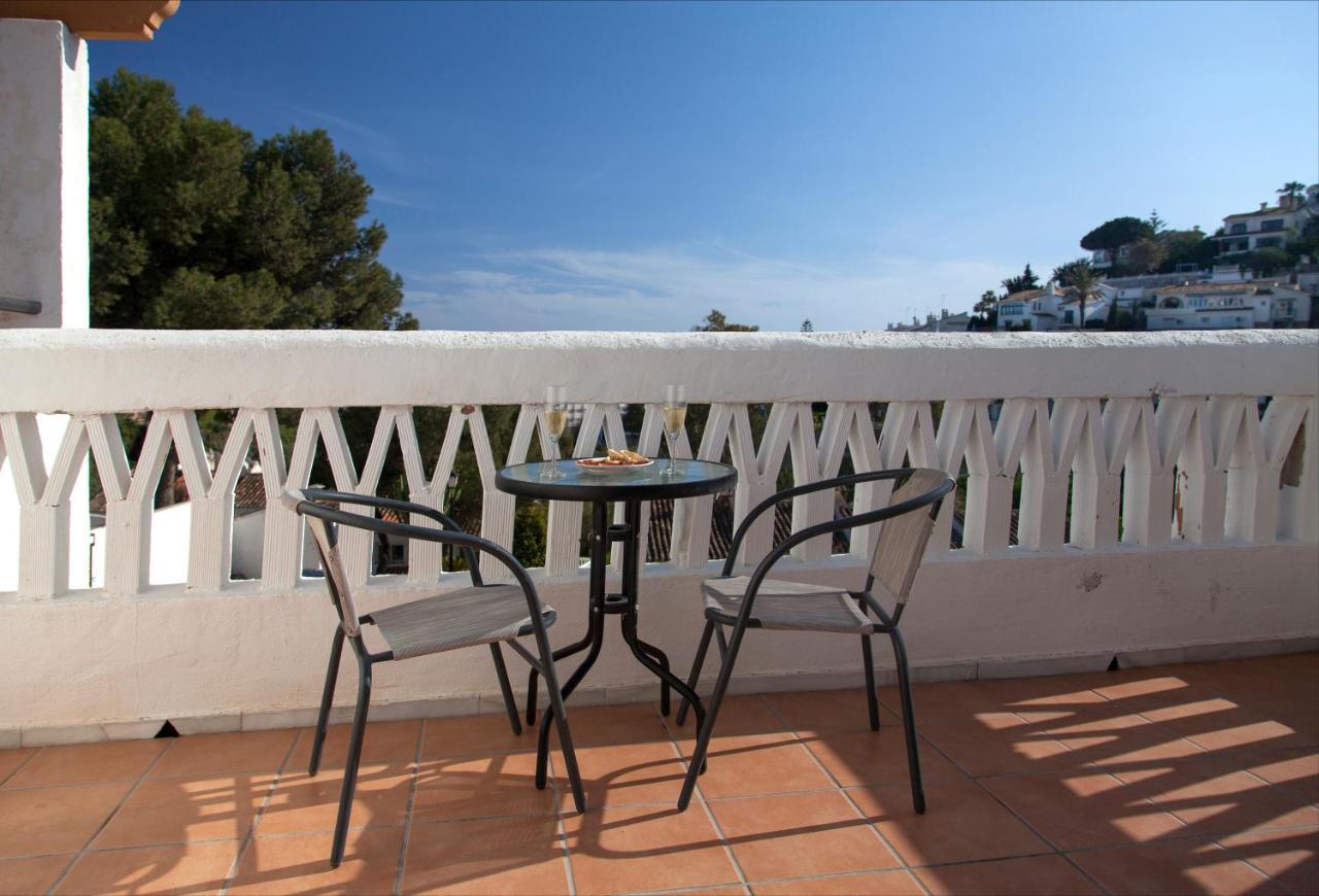 Agradable Adosado Con Piscina La Hidalga Villa Benalmadena Ngoại thất bức ảnh